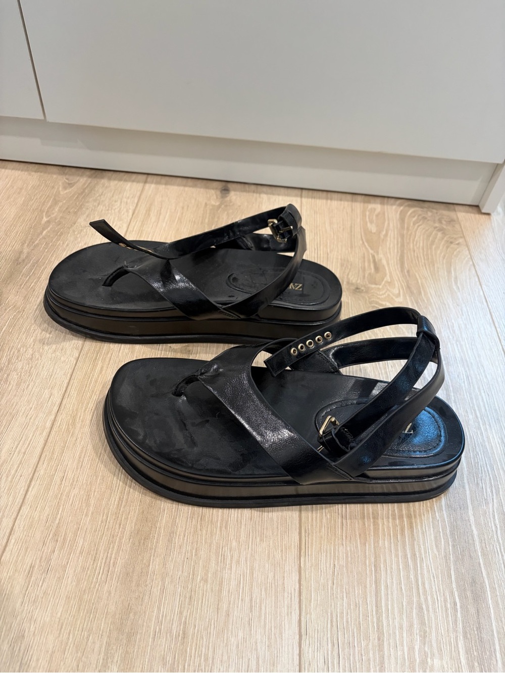 Zara Black Platform Strappy Leather Sandals